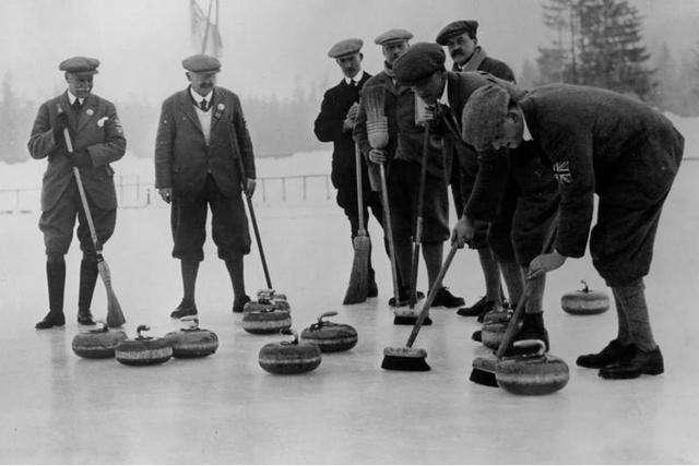 现代奥运会的起源与发展，现代奥运会的起源与发展的资料（冬奥会的由来）