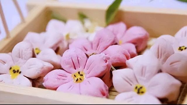 东北筋饼的做法，东北煎饼的做法和配方（二十多款中式面点家常做法）