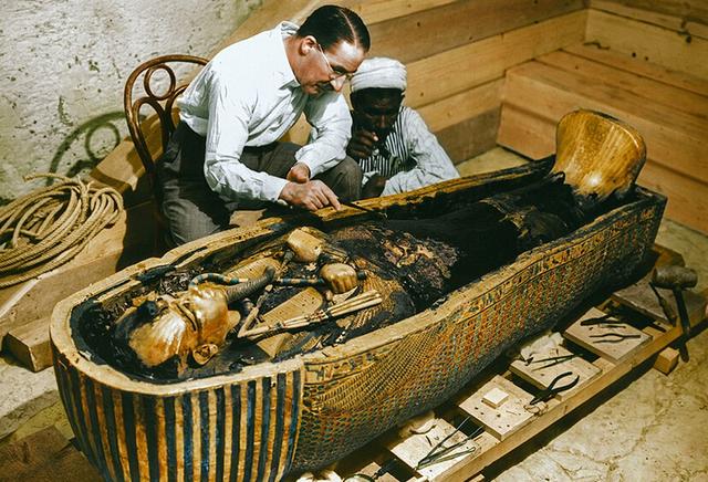 金字塔的起源和历史，金字塔的起源和历史PPT（金字塔是如何建造出来的）