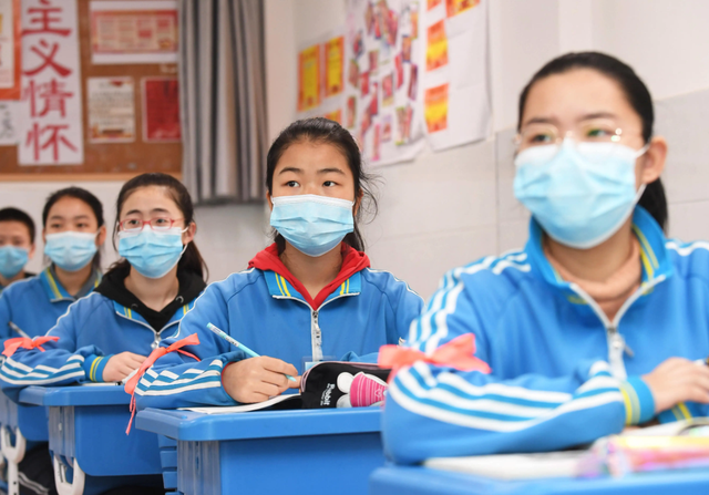 上普高好还是私立高中好，考不上普高就上民办高中是最好的选择吗（私立学校和公办学校哪个好）