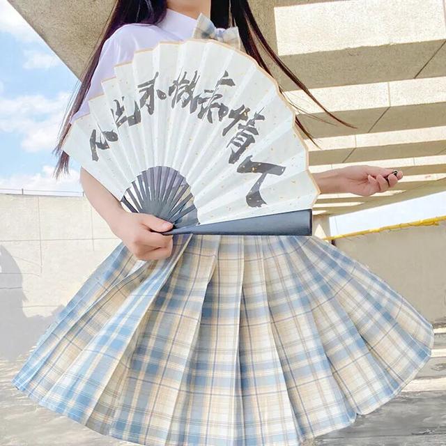 洛丽塔甜系女孩少女唯美玩网气质女生头像微信，洛丽塔甜系女孩少女唯美玩网气质女生头像（往心里装一些阳光和花海）