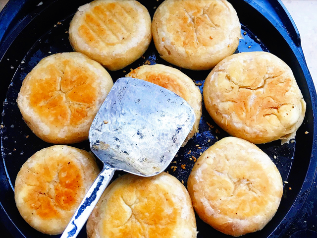 烧饼油酥怎么调配，油酥烧饼的做法与配方（按照这个比例一次成功）