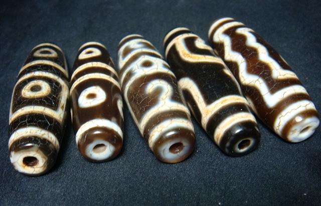 赤珠是什么，赤珠是什么材质（中华奇石丨西藏——天珠：解析）