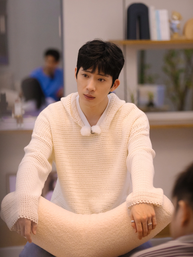 井柏然女朋友，井柏然现在有女朋友吗（这俩顶流终于瞒不住了）