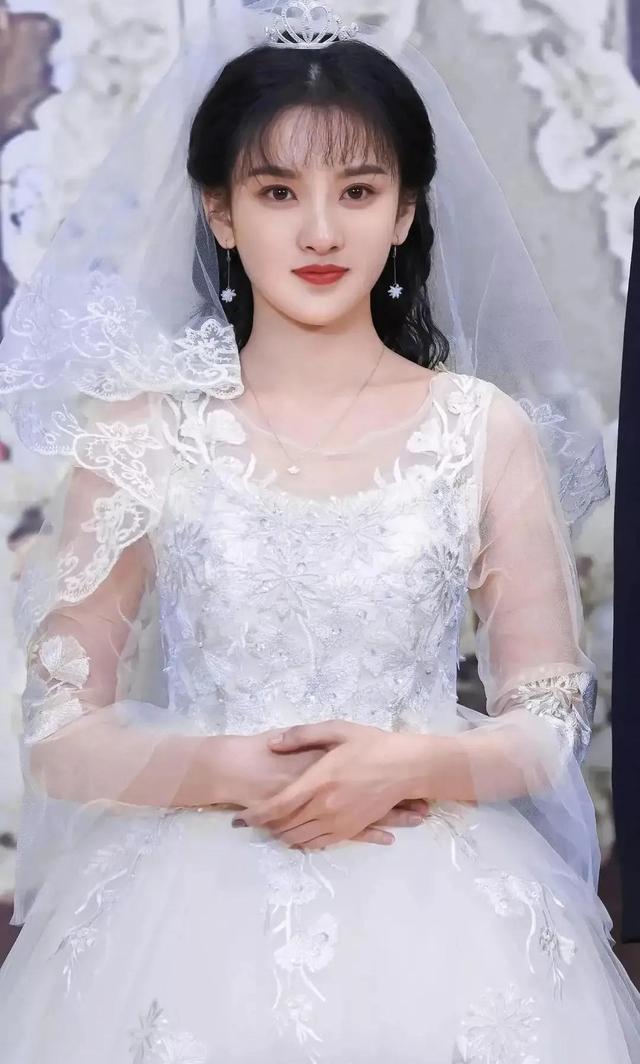 祖儿宋(祖儿宋简介,宋 祖儿是混血的吗(明星壁纸—宋祖儿)