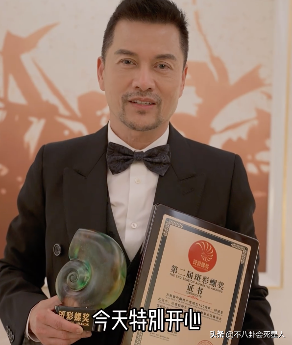 对自己简短的励志谈话，对自己简短的励志谈话稿（TVB小生也老得快）