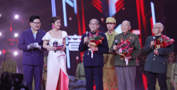 北京卫视 陈晨，北京主持人陈晨（曹可凡坐镇程雷陈蓉淡出）