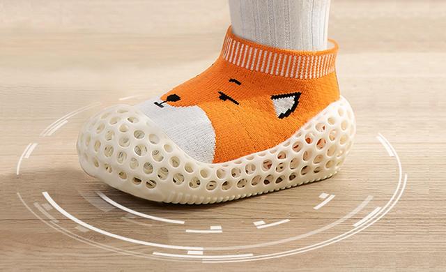 鞋类设计理论，如何成为一名球鞋设计师（SCRAT3D丨她用3D打印探索鞋类设计的未来--张淑琴）