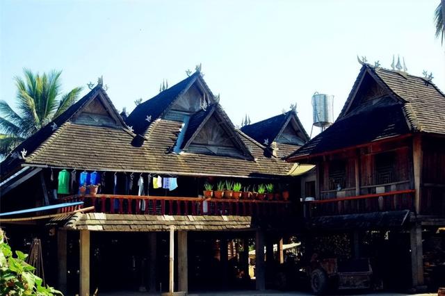 民族的主要特征是什么，民族特征属于什么（但你知道他们最具特色的建筑特色是什么吗）