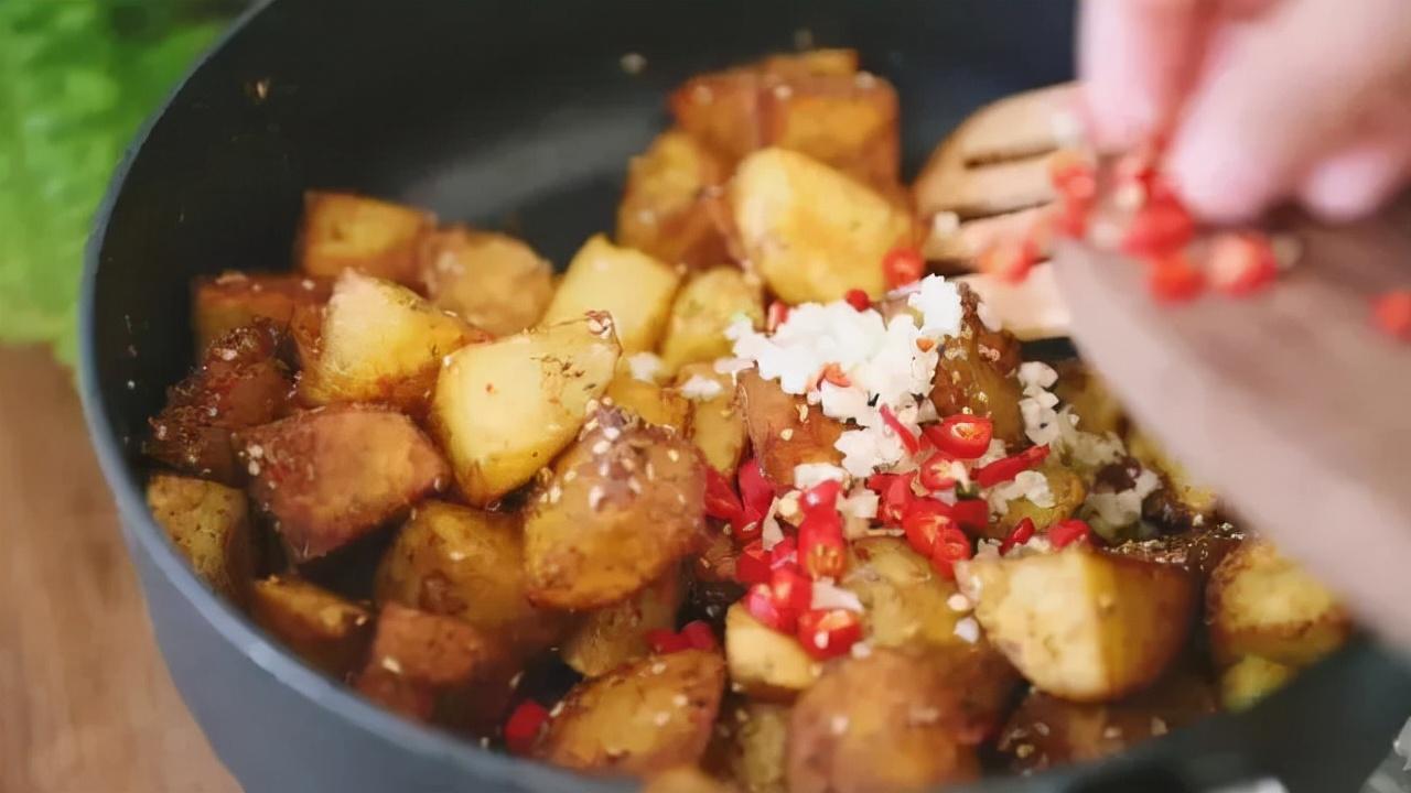 夜市抢手小吃(夜市卖的物品)
