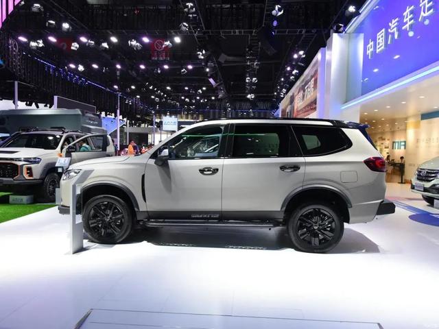 越野车suv排行榜大通d90pro，最省油的越野车有哪些（2.0T爆发500N·m,后差速锁+5/6/7座,比哈弗H9硬）