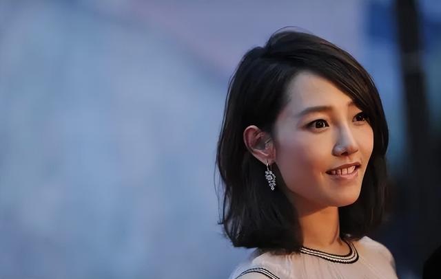 白百何出轨事件，白百何被曝出轨原因（被爆泰国当街揉臀）