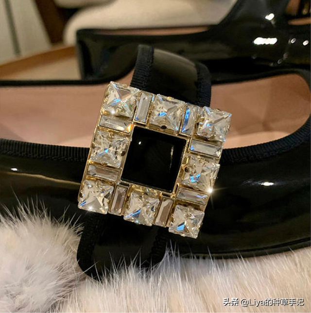 女生没有脚脖子是什么意思，今春这双鞋火了（女性没有脚脖子）