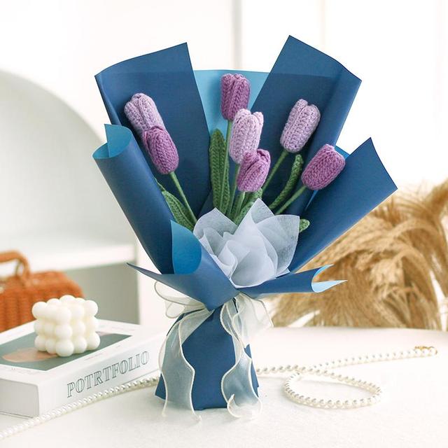 郁金香适合送什么人，郁金香送什么人合适（花语、寓意、由来）