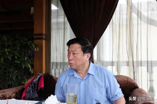 此事无关风与月，无关风与月整句是什么（历谋先生遗作：人生自是有情痴）