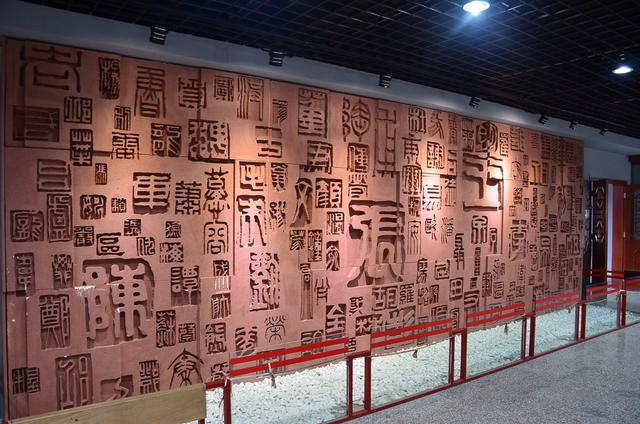 祠堂文化的传承意义，祠堂文化的传承意义和价值（宗祠？姓氏？有什么关系）