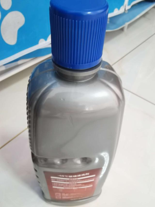 玻璃水的用途，汽车玻璃水（玻璃水如何制作）