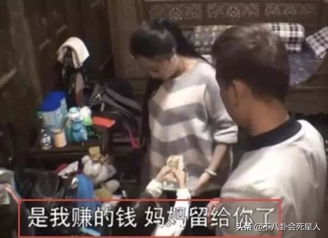 人前风光无限，人后被亲妈当成“提款机”，这5位童星满是辛酸泪
