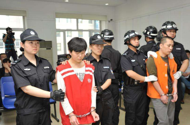 怀孕可以喝酸奶吗，假孕竟然也是两道杠一深一浅（16岁护士送孕妇回家）