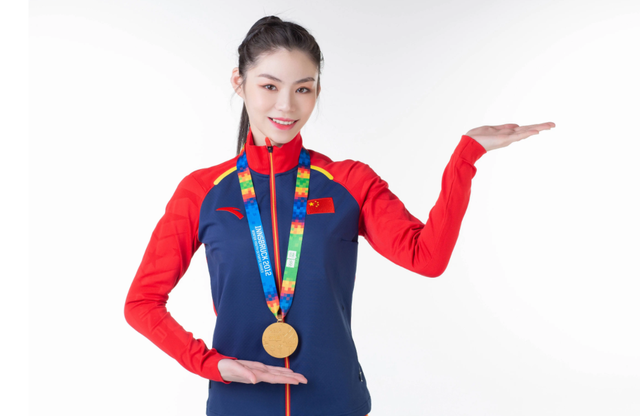 金牌是纯金的吗，体育金牌是纯金的吗（北京奥运会金牌工艺最好）