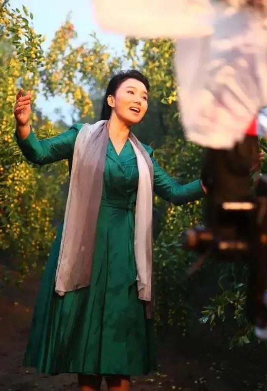 降央卓玛的歌曲大全100首，降央卓玛20首歌曲（7位国粹女中音歌手）