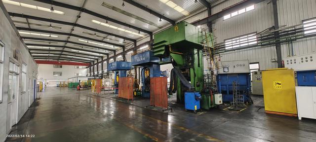 钛合金多少钱一公斤，金属钛今日价格 （国内钛市场分析）