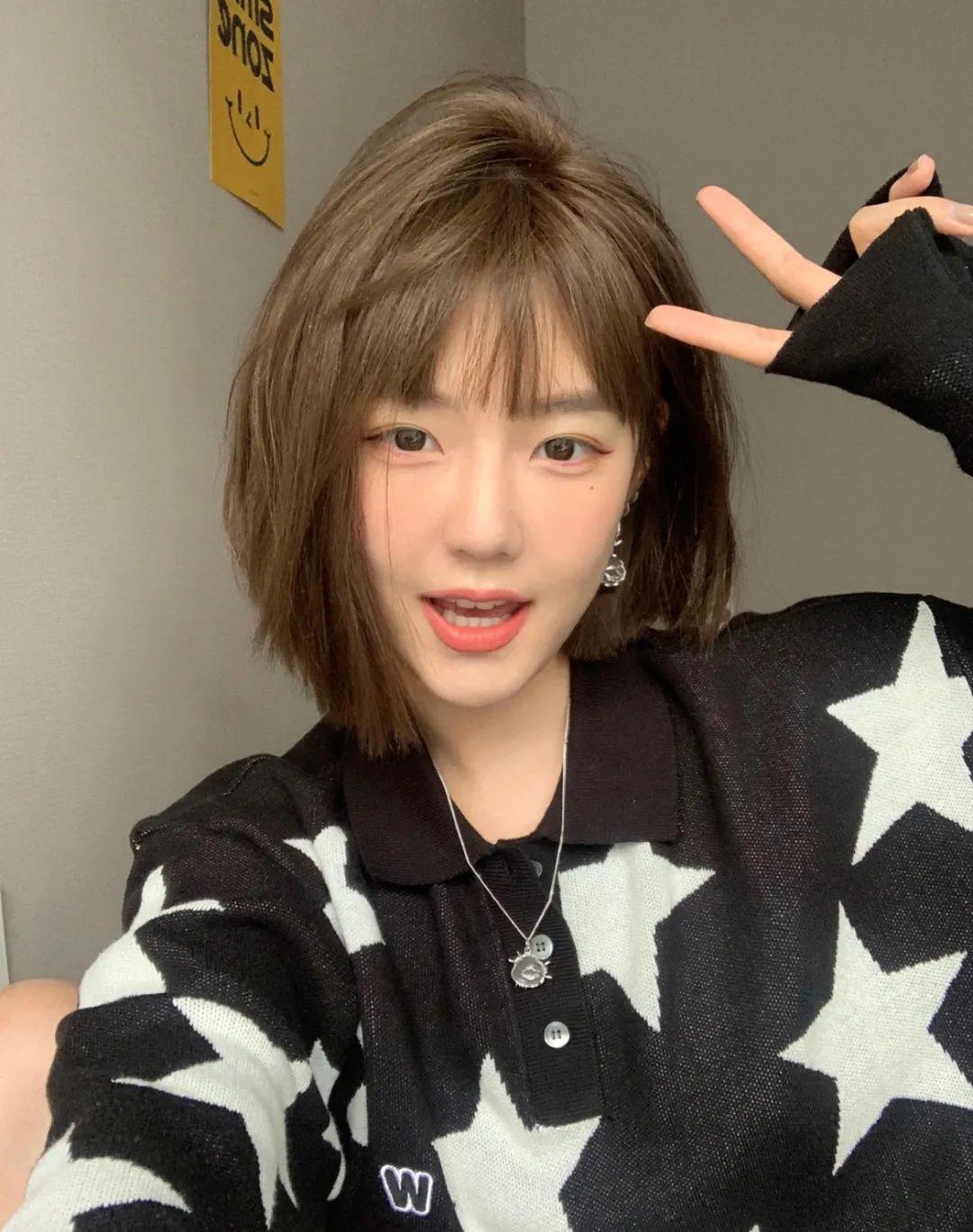 皮肤暗黄染什么颜色显白减龄,今年流行的减龄染发颜色