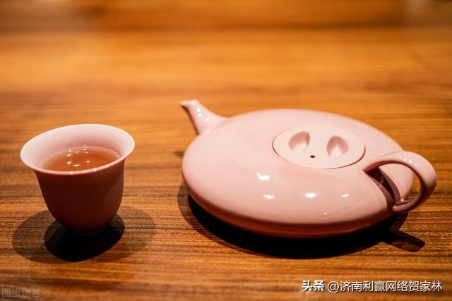 乌龙茶属于什么茶，乌龙茶属于什么茶是热性还是凉性（乌龙茶的作用与功效）