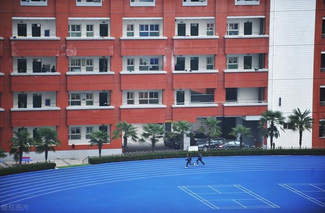 临沂卫校学费一年大概多少，山东临沂卫校学费（临沂卫校2022年招生简章）