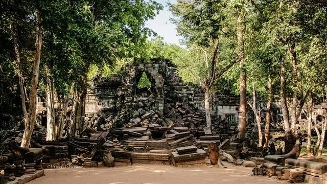 「沿着丝路去旅行」柬埔寨.吴哥窟.崩密列