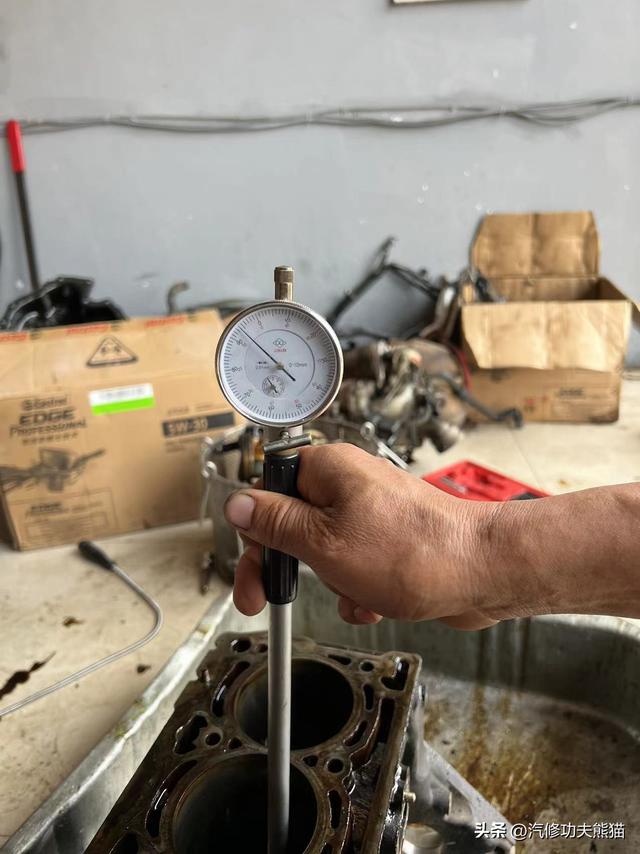 迈腾加什么机油最适合最好，迈腾用什么机油好40还是30（大众迈腾为毛会烧机油）