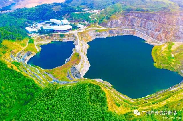 森林天坑怎么下去，迷失森林怎么下天坑（油麻山 防空洞 天坑）