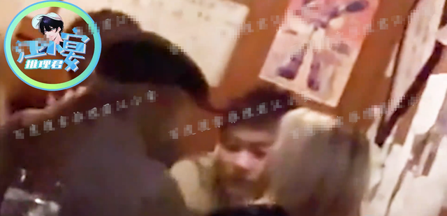 华晨宇女朋友是谁，华晨宇最早的女朋友（男方工作女方甜蜜跟随）