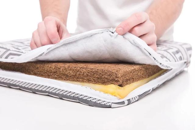 新房多久可以入住，装修新房多久可以入住（装修完都是多久入住呢）