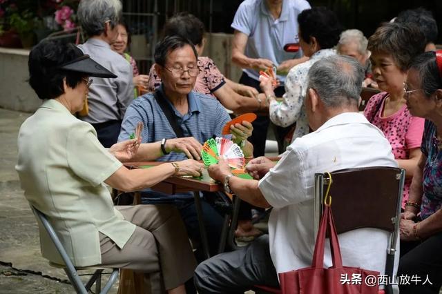 美国退休年龄是多少岁，退休越晚，寿命越短