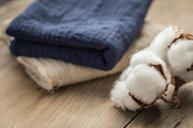 化纤面料好吗，化纤面料贵不贵（化纤不给力？可不要不识货）