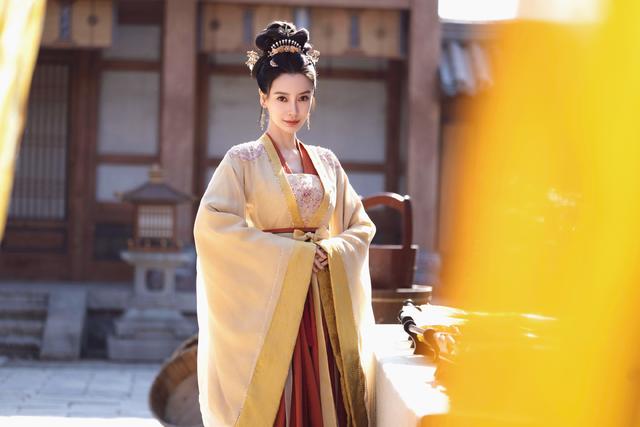 杨颖古装造型曝出，杨颖古装颜值（angelababy《相思令》古装造型首发）