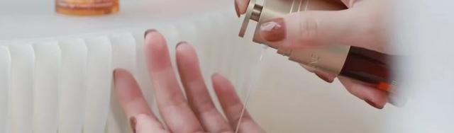 精华液哪个牌子好，精华液哪个牌子效果好5款零差评（5款大牌精华详测）