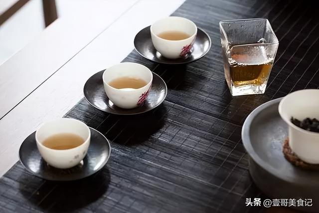 夏天喝什么冷饮好，夏天解暑，到底该喝什么