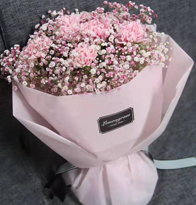 蓝桉花语意思，阁下有被哪种花的花语惊艳过