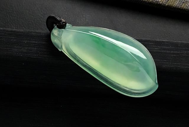 翡翠福瓜的寓意，翡翠福瓜的寓意和象征（翡翠福瓜很受人们喜爱）