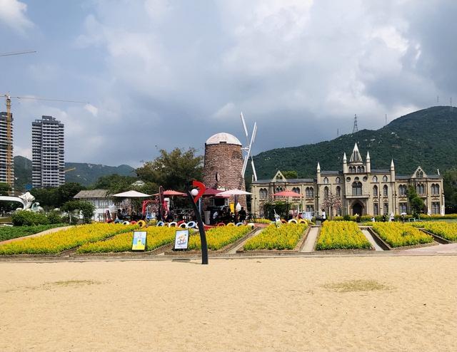 深圳西冲沙滩风景区，夏天是属于海边的季节