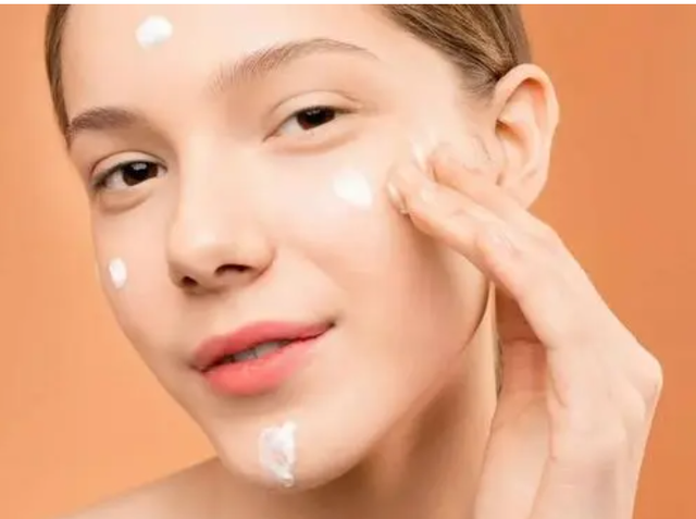 保湿效果好的护肤品排行榜，便宜又好用的5款保湿面霜（什么样的护肤品补水保湿效果好）