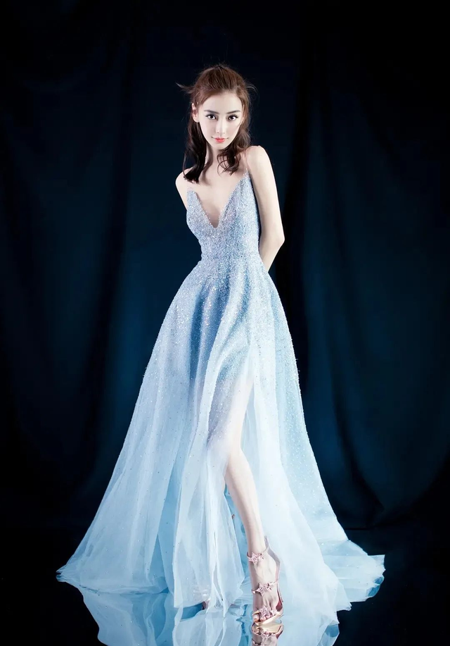 世界十大混血模特，全球最美的10位混血女神