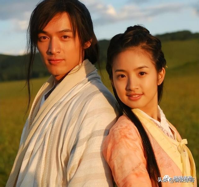 杨幂和胡歌现在关系如何，再回顾下他和薛佳凝、杨幂、江疏影的爱情故事