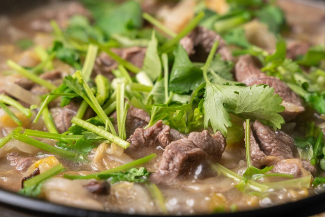 东北炖菜有哪些，东北炖菜有哪些菜名（东北炖菜有“八大天王”）