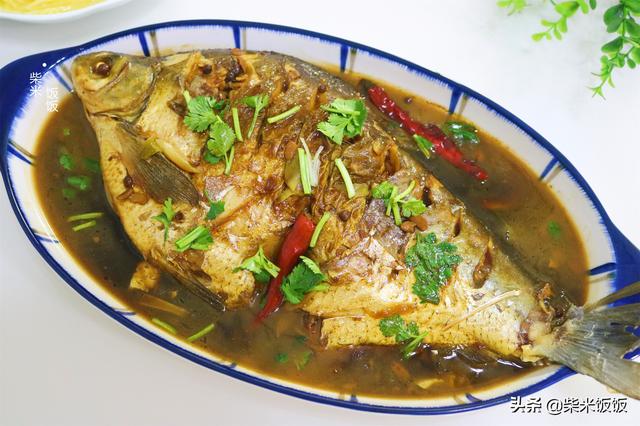 红烧鱼的家常做法大全，家常红烧鲤鱼的做法和步骤（这个做法我最喜欢）