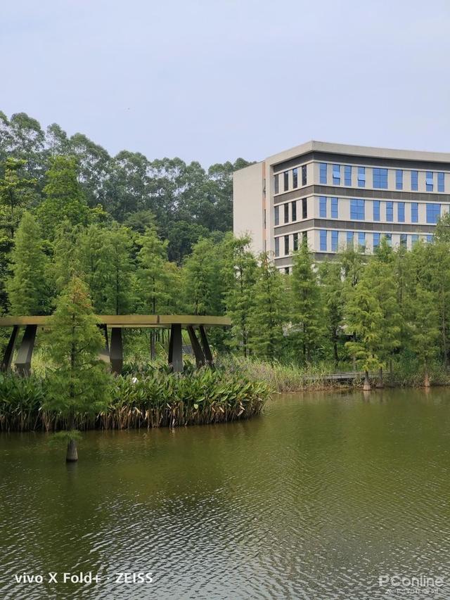 八英寸等于多少厘米，十英寸等于多少厘米长度（Fold+全面评测）