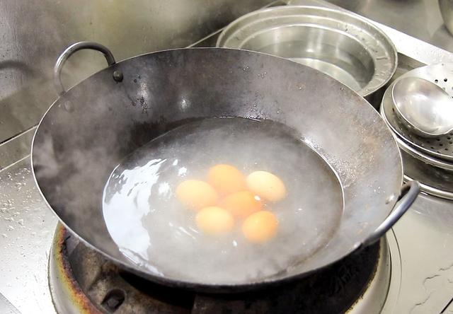 鸡蛋炒什么好吃，鸡蛋和什么菜炒比较好吃（鸡蛋和这6道菜天生是一对）