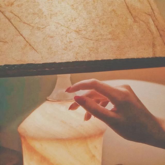 伤感背景图片，伤感系背景图（伤感，朋友圈背景图）